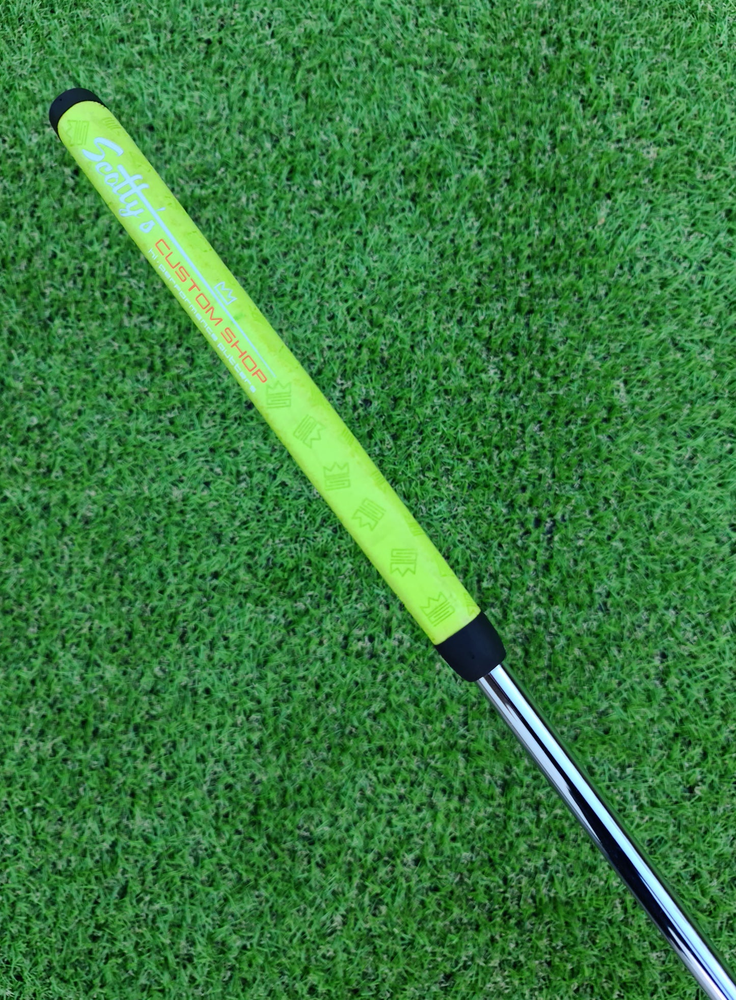 Scotty Cameron Newport 2.6 Center Shaft Circle T Putter
