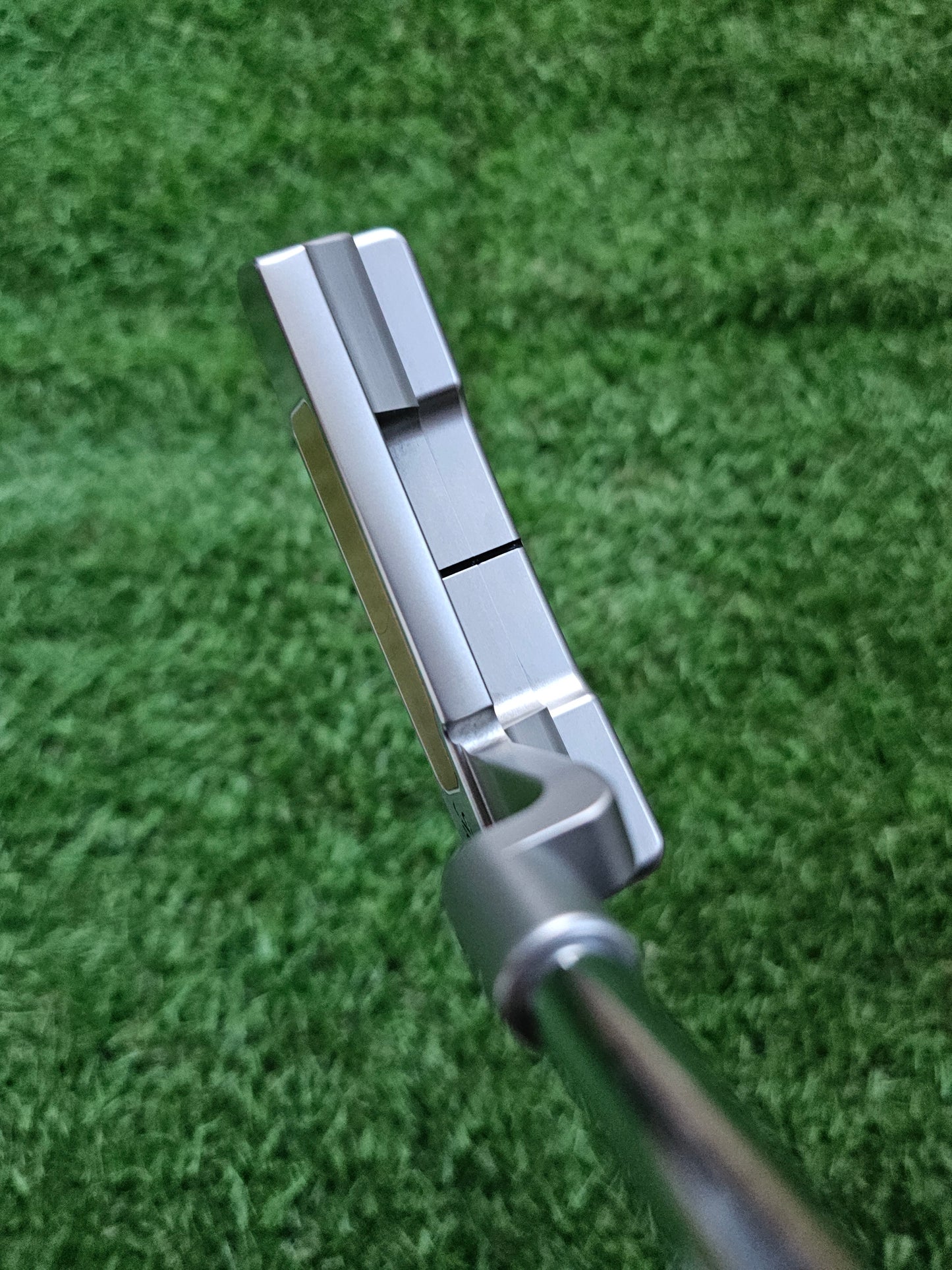 Scotty Cameron 2008 Buttonback Newport 2 Putter