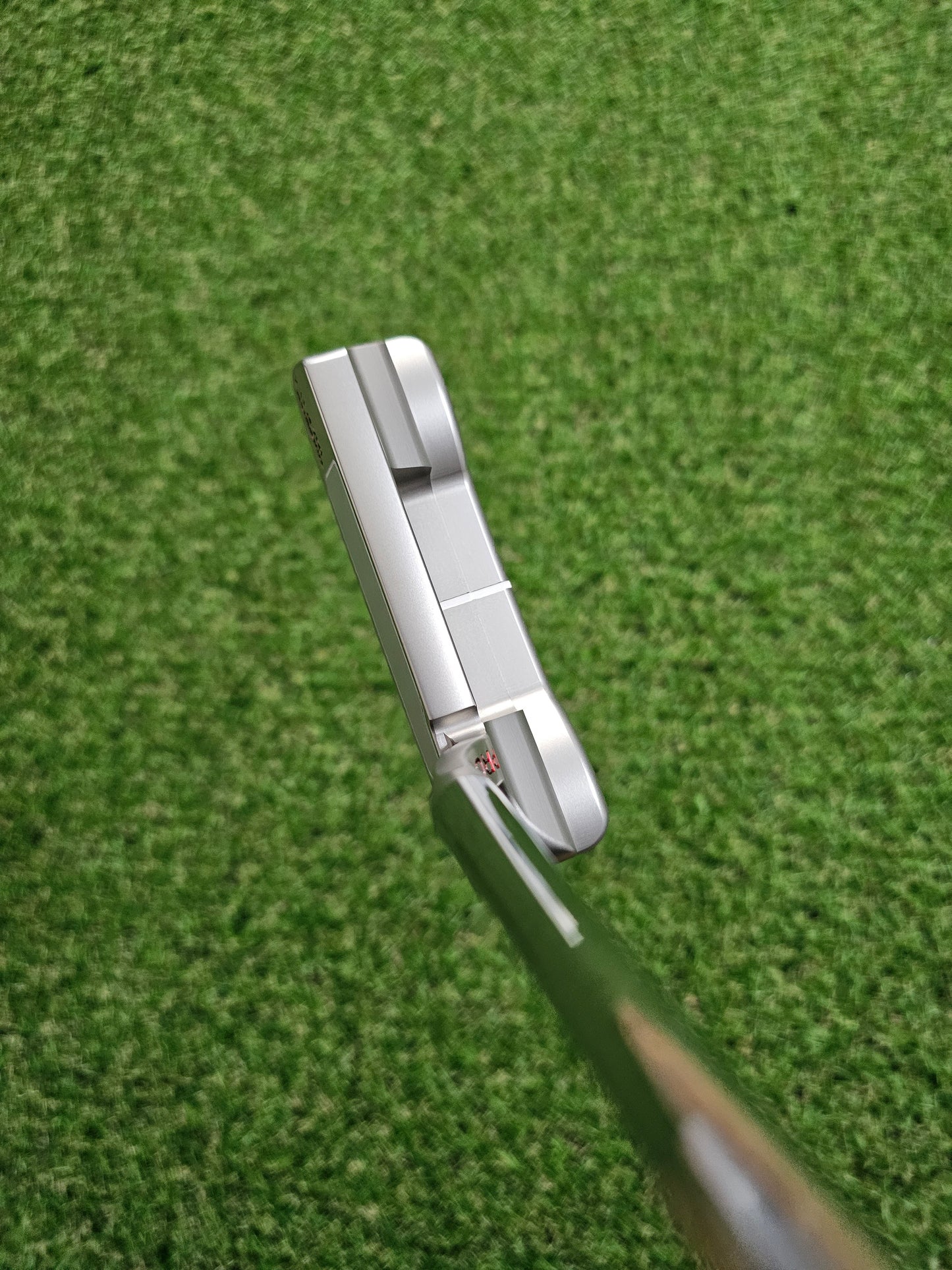 Scotty Cameron Holiday 2008 Buttonback Putter