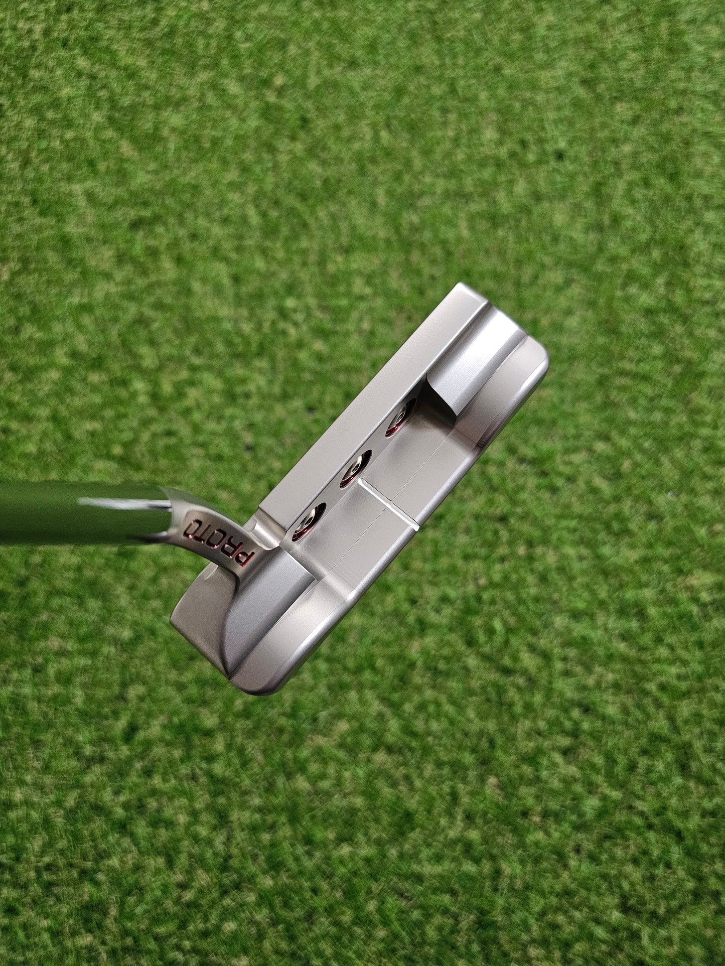Scotty Cameron Holiday 2008 Buttonback Putter