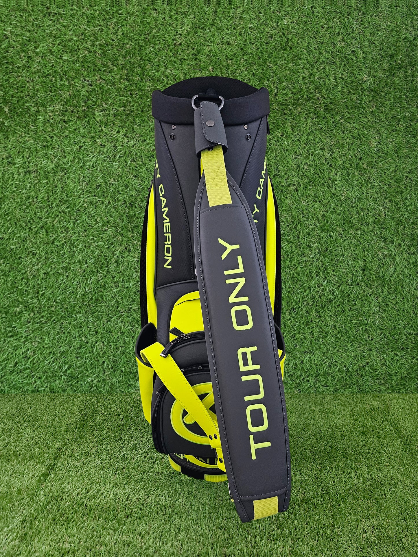 Scotty Cameron 2022 Hula Neon Grey Tour Bag