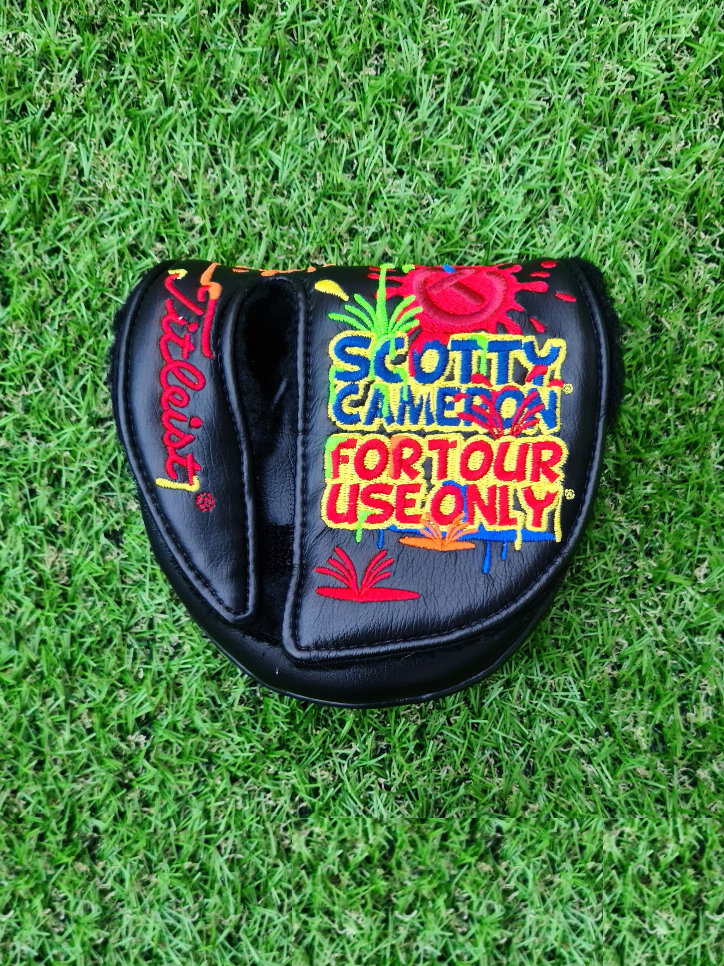 Scotty Cameron Paint Splash CT Mid Round Tour Headcover