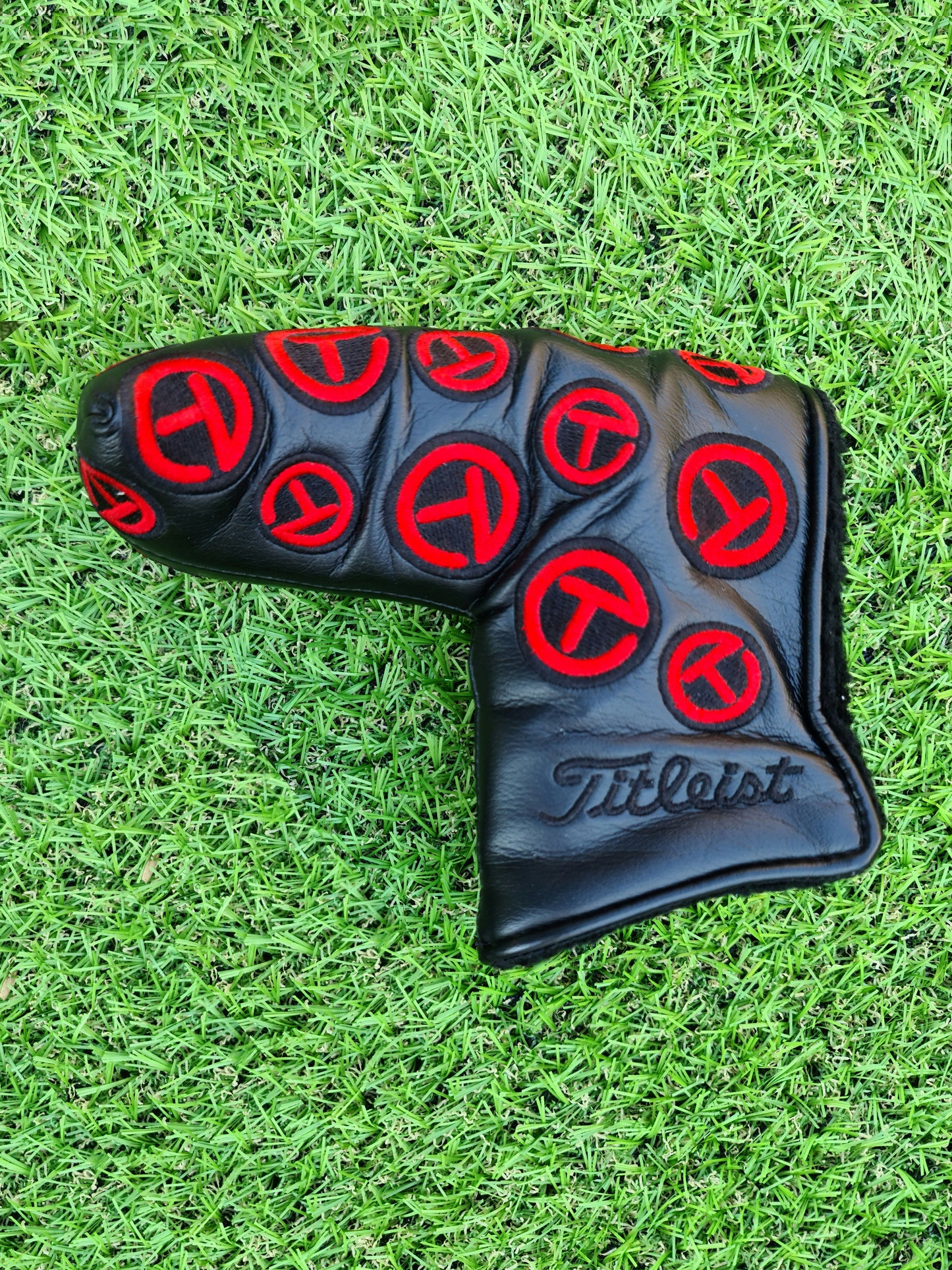 Scotty Cameron Red Black Dancing CT Tour Headcover