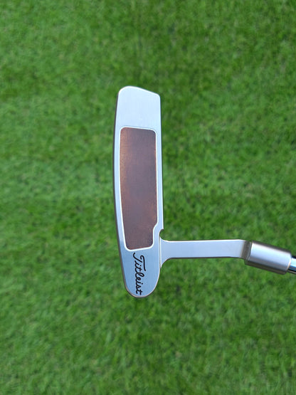 Scotty Cameron 2008 Buttonback Newport Putter