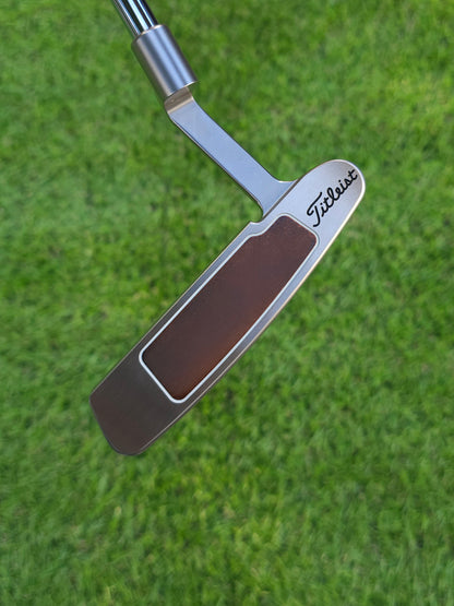 Scotty Cameron 2008 Buttonback Newport Putter