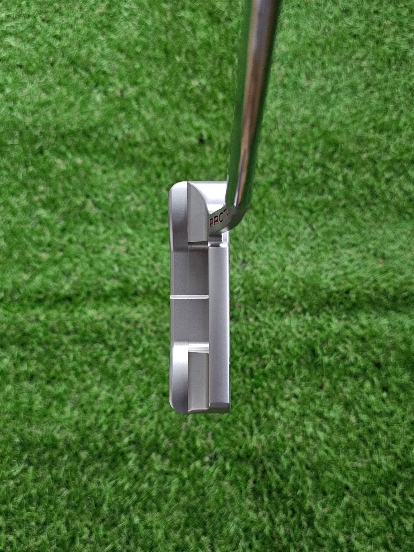 Scotty Cameron Holiday 2008 Buttonback Putter