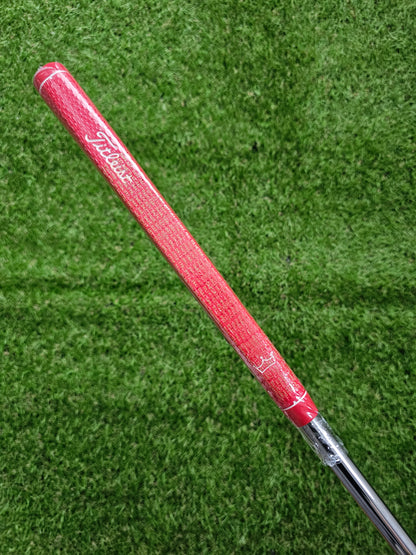 Scotty Cameron Holiday 2008 Buttonback Putter