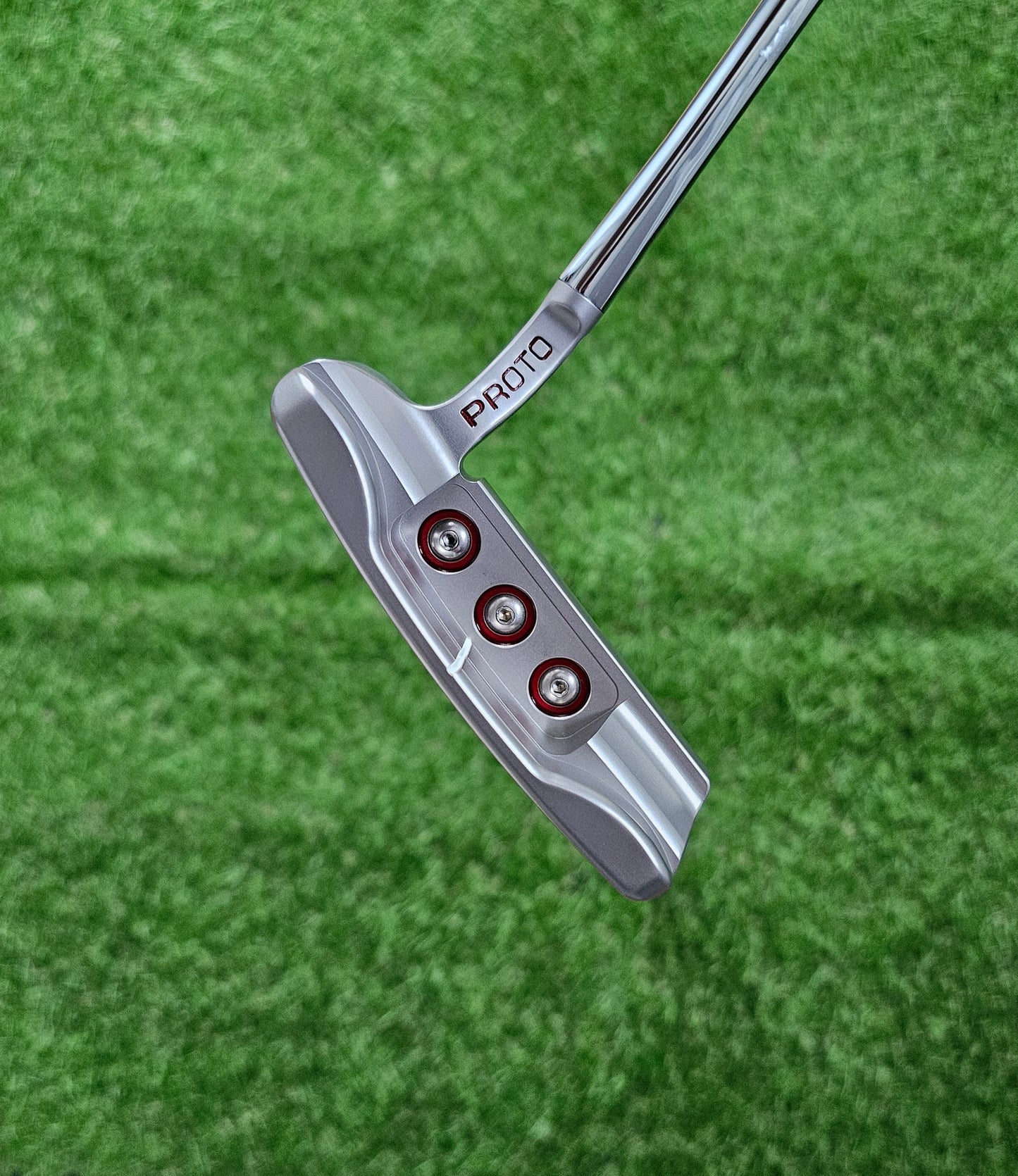 Scotty Cameron Holiday 2008 Buttonback Putter