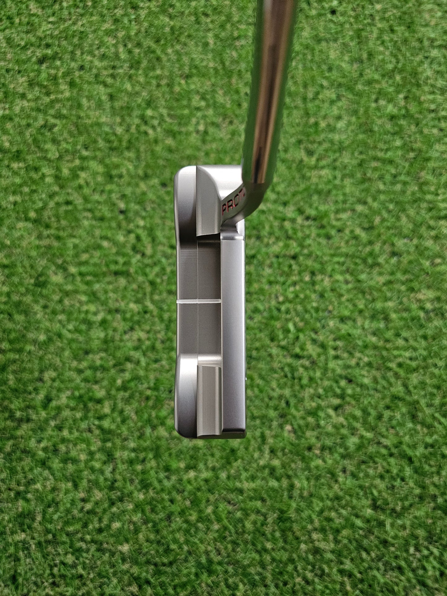 Scotty Cameron Holiday 2008 Buttonback Putter