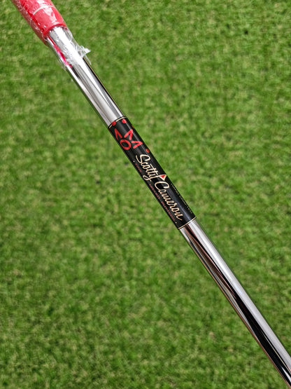 Scotty Cameron Holiday 2008 Buttonback Putter