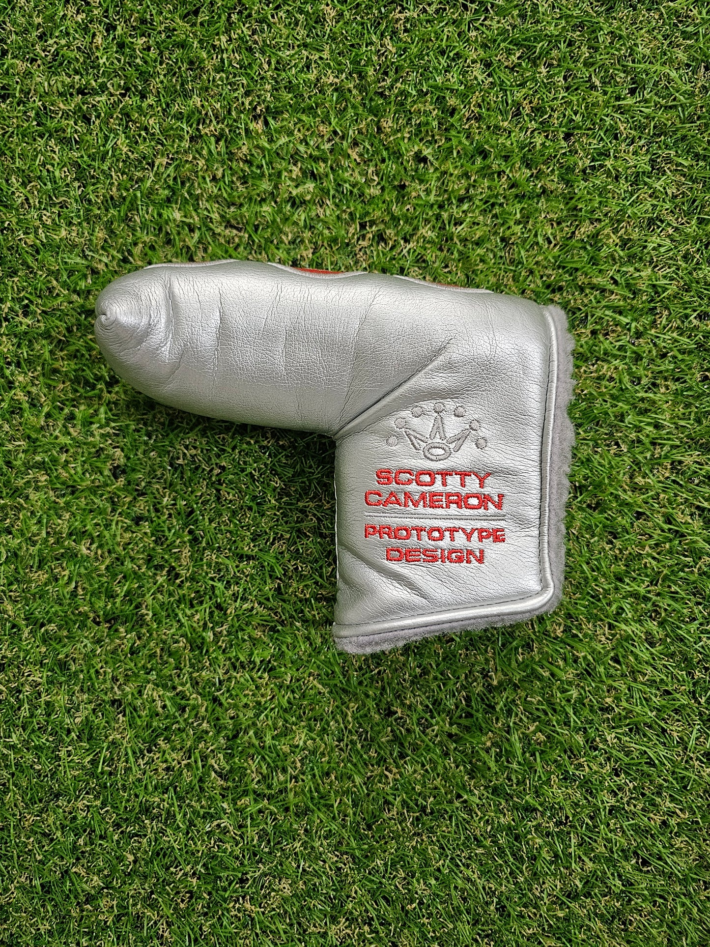 Scotty Cameron Holiday 2008 Buttonback Putter
