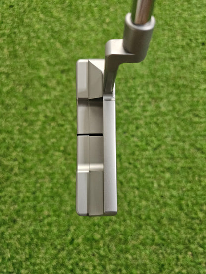 Scotty Cameron Concept 2 Newport Tour Circle T Putter