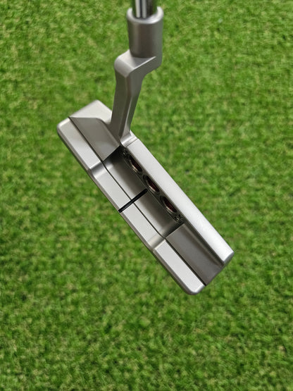 Scotty Cameron Concept 2 Newport Tour Circle T Putter
