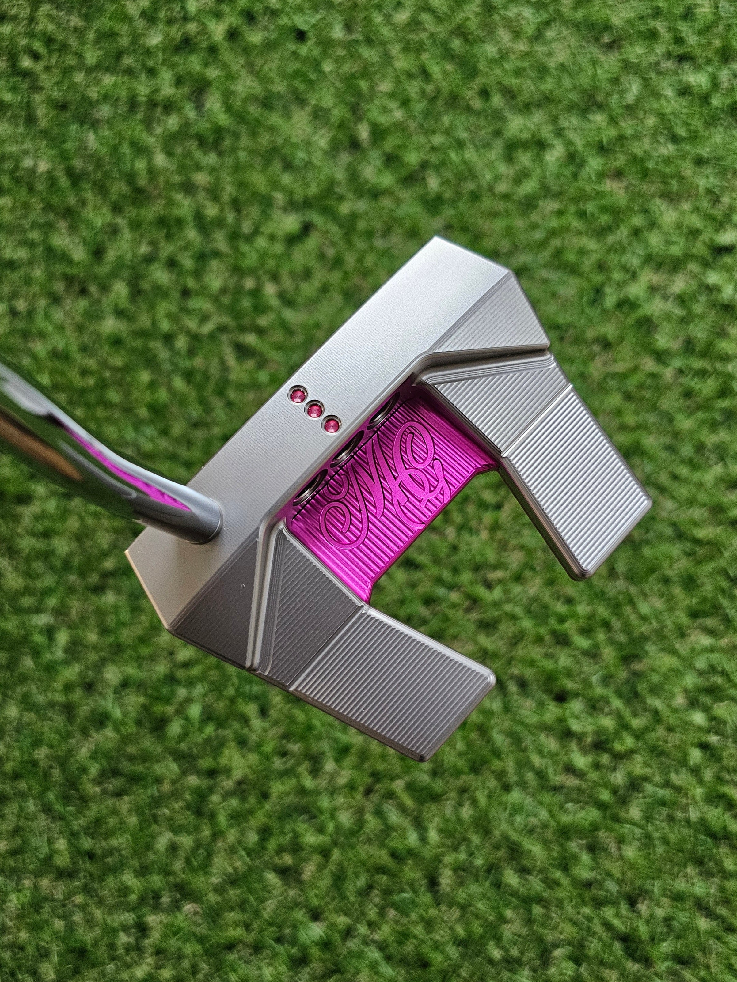 Scotty Cameron My Girl 2025 Pink and Pearls Putter – mckeegolf