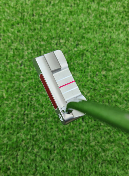 Scotty Cameron My Girl 2010 Pretty In Pink Putter