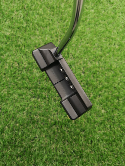 Scotty Cameron Holiday 2011 H11 Putter