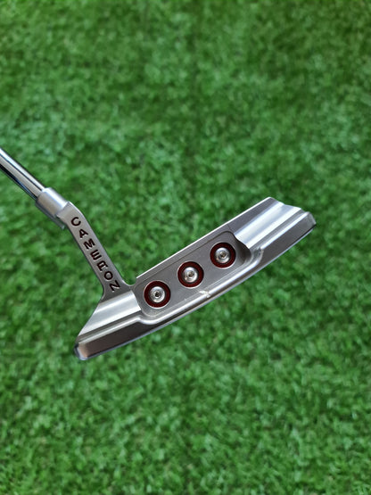 Scotty Cameron T10 Select Newport 2 Buttonback Tour Putter